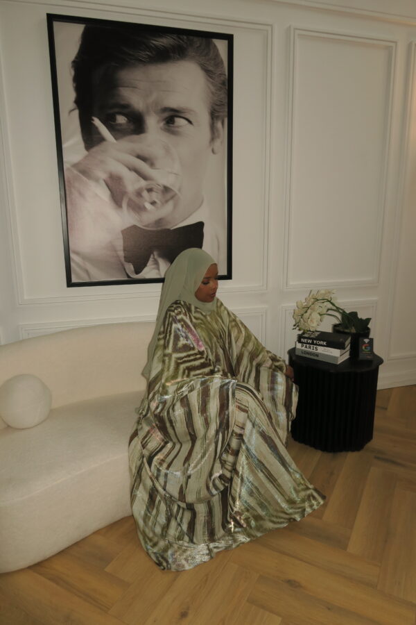 Olive Mirage Abaya - Image 3