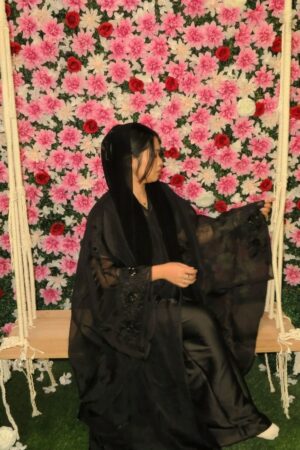 Aloura Black